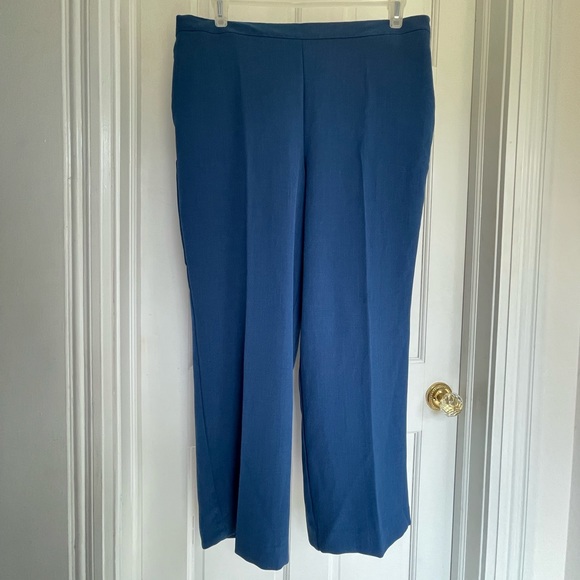 Midnight, blue Alfred Dunner, straight leg trousers size 18 petite - Picture 6 of 6